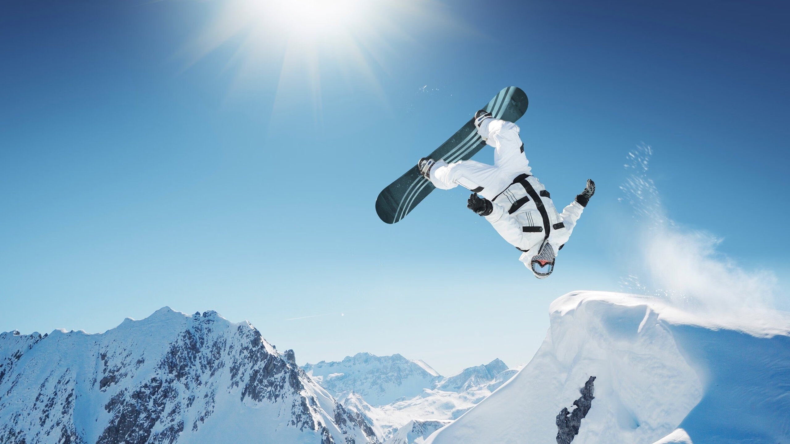 kaiyun中国官方网站-英超关键比赛，战术变化多端，亮点不断，英超各项赛事